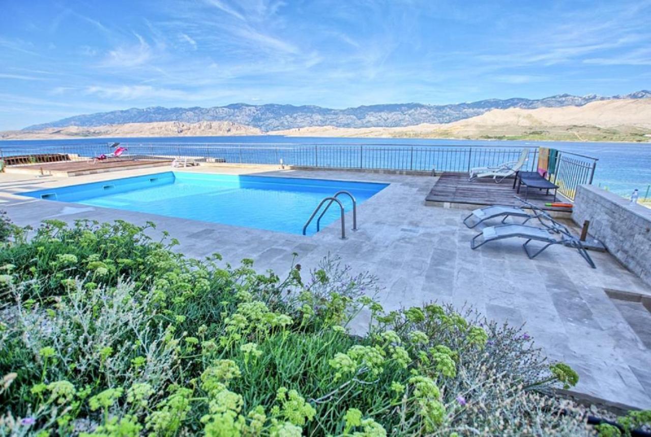 Sea View & Pool Studio Pag Town Kültér fotó